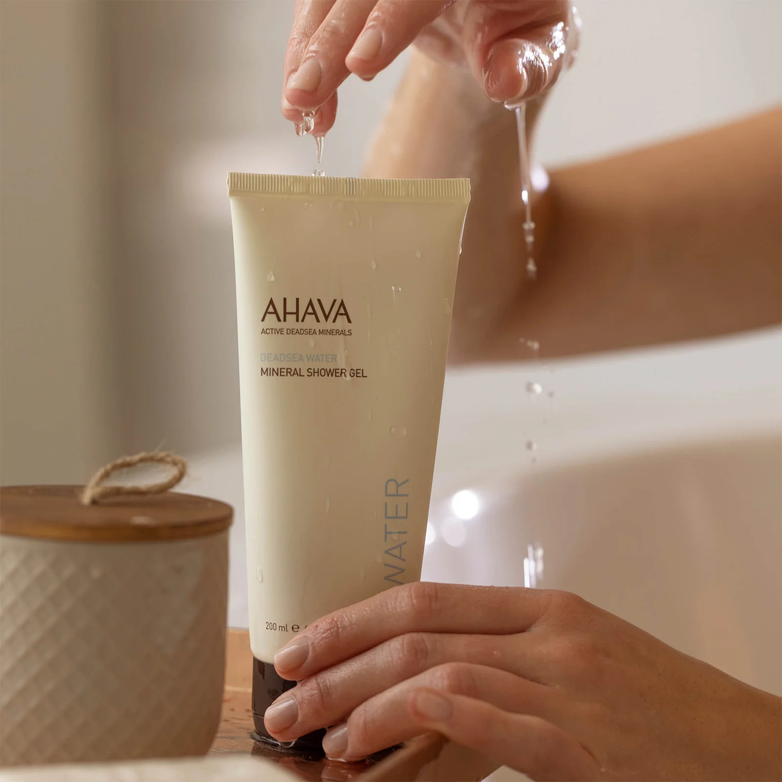 AHAVA Mineral Shower Gel 200ml - Image 3