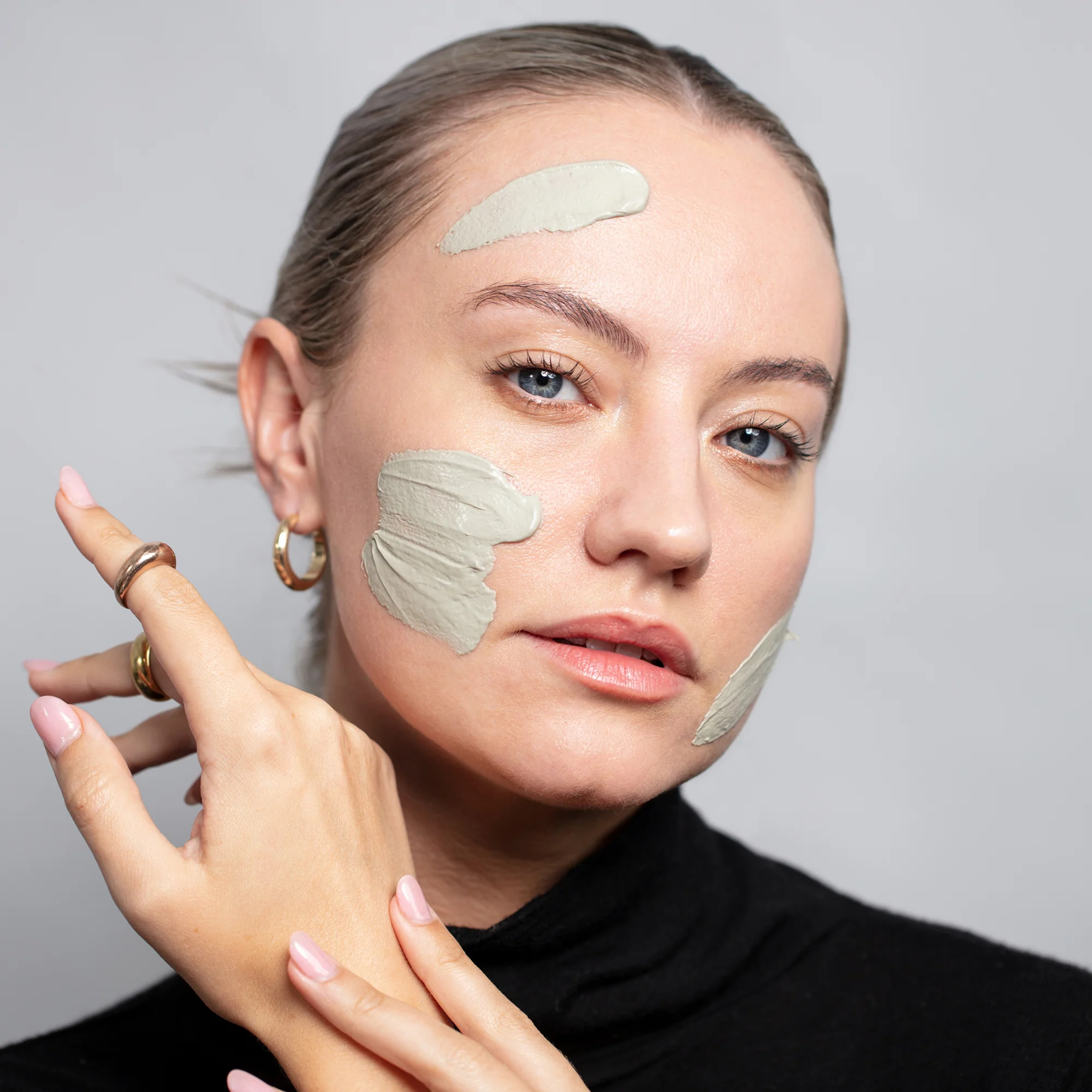 Antipodes Halo Skin-Brightening Facial Mud Mask 75ml - Image 4