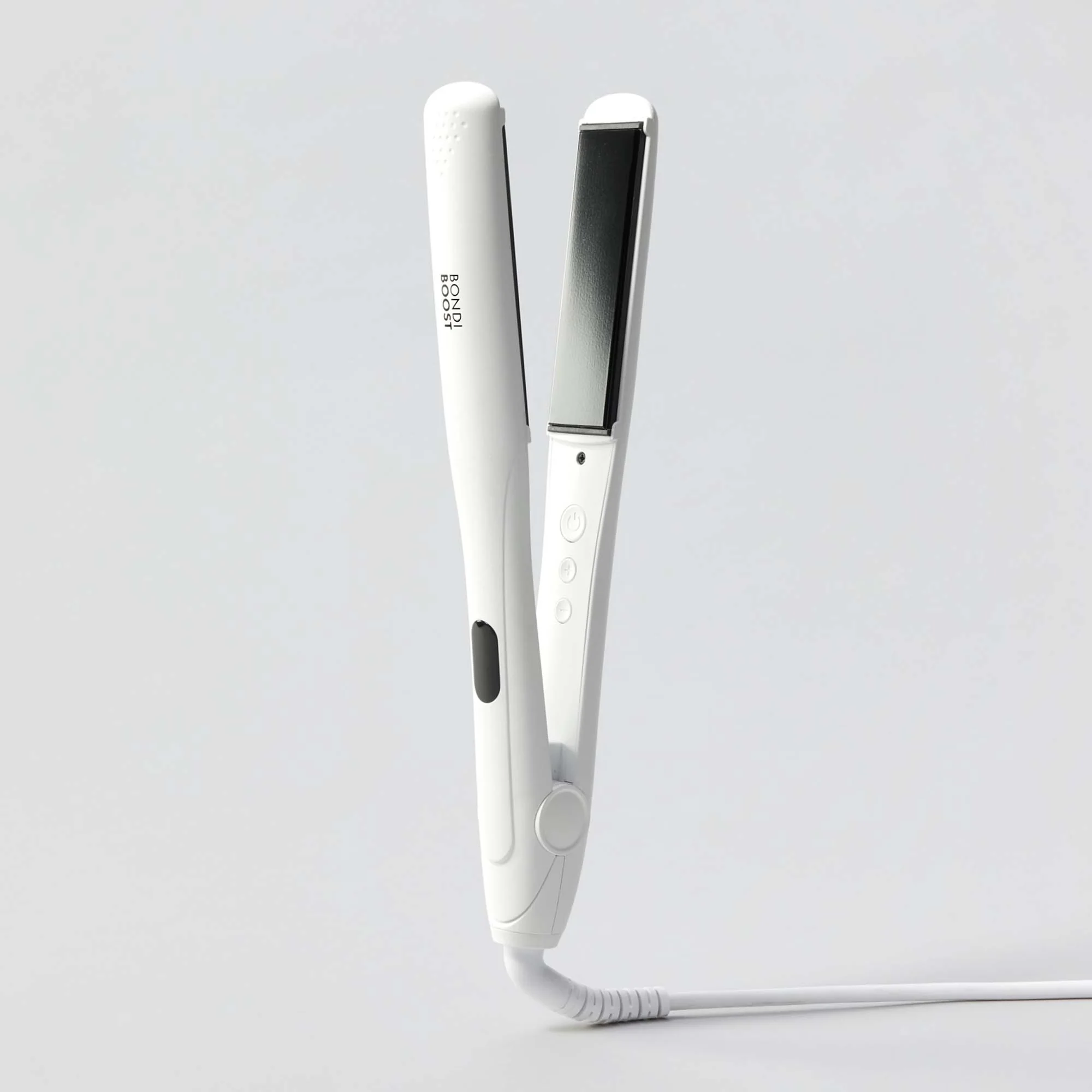 BondiBoost Aloe-Infused Flat Iron - Image 2