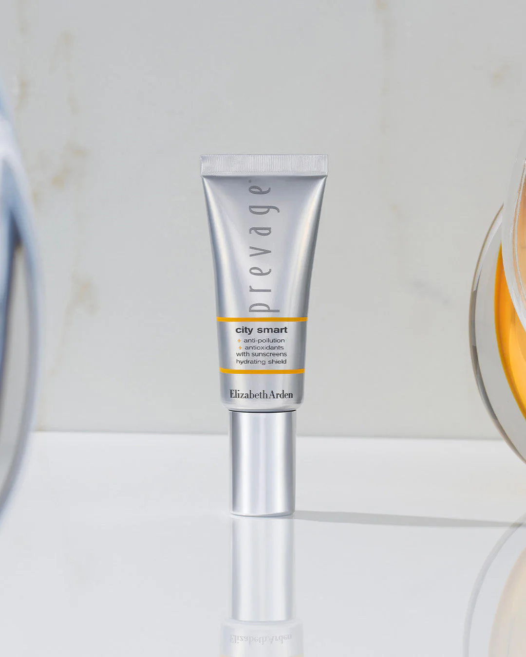 Elizabeth Arden PREVAGE City Smart with Sunscreens Hydrating Shield 40ml - Image 2