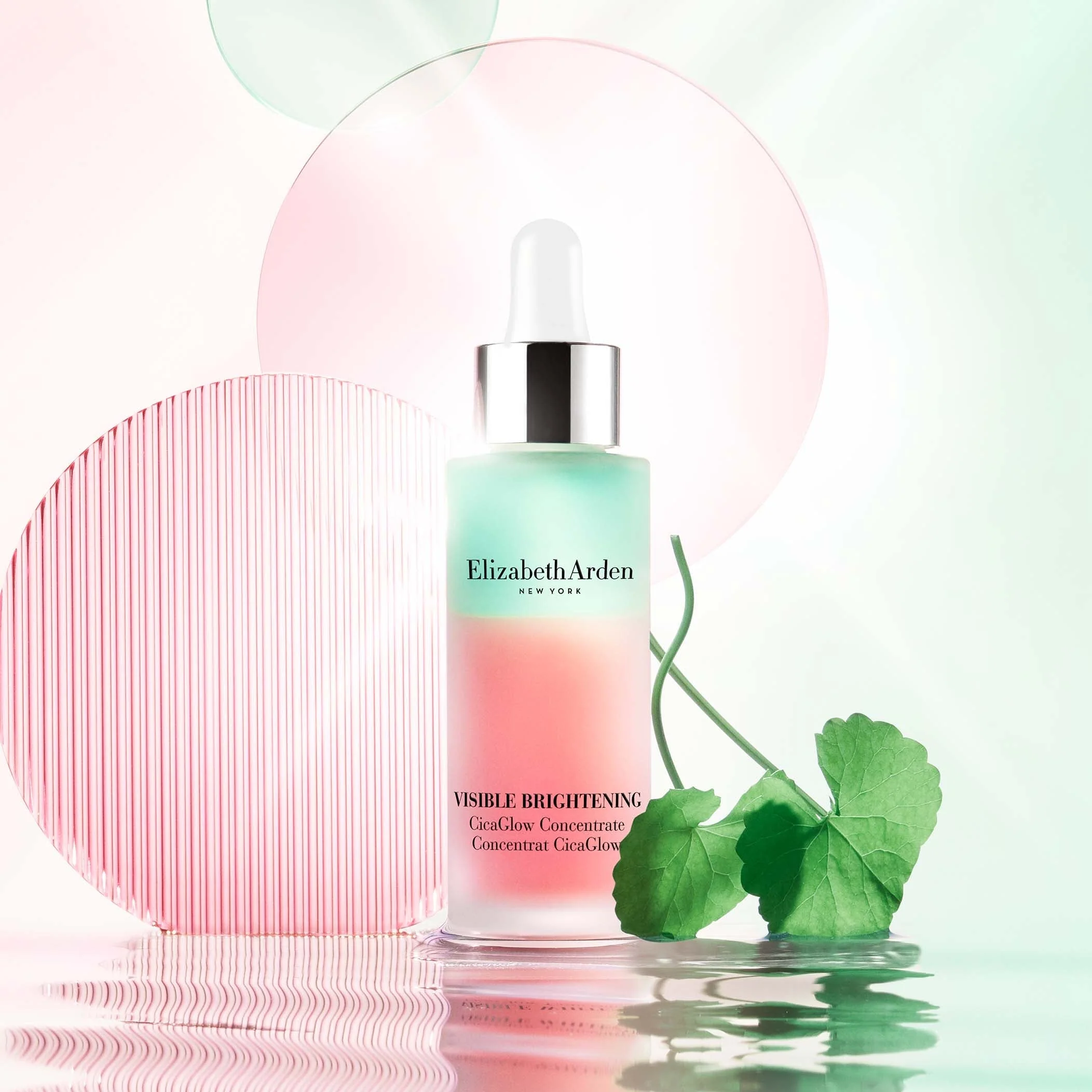 Elizabeth Arden Visible Brightening CicaGlow Concentrate 30ml - Image 9