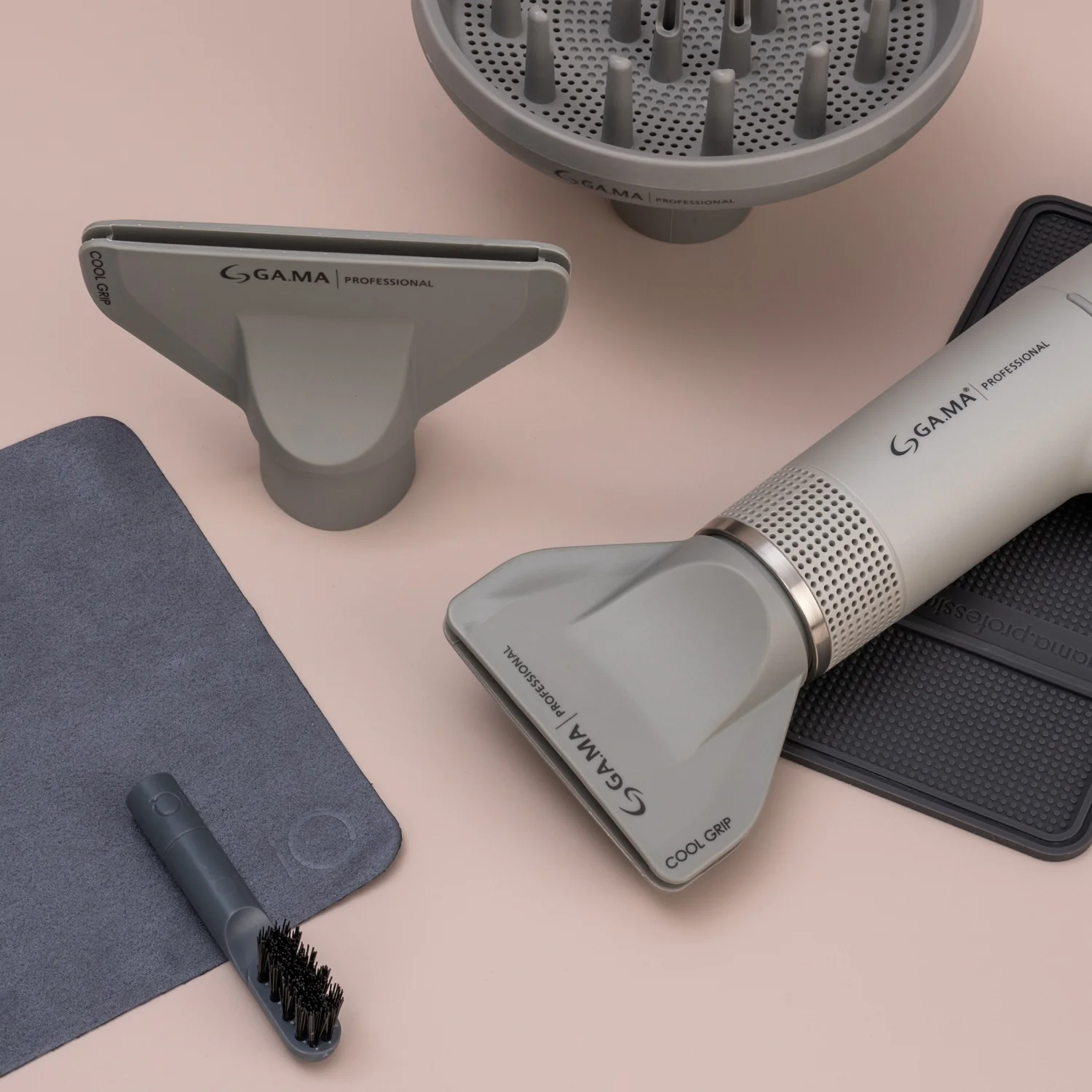Gama Professional IQ1 Perfetto Pro Dryer - Silver - Image 4