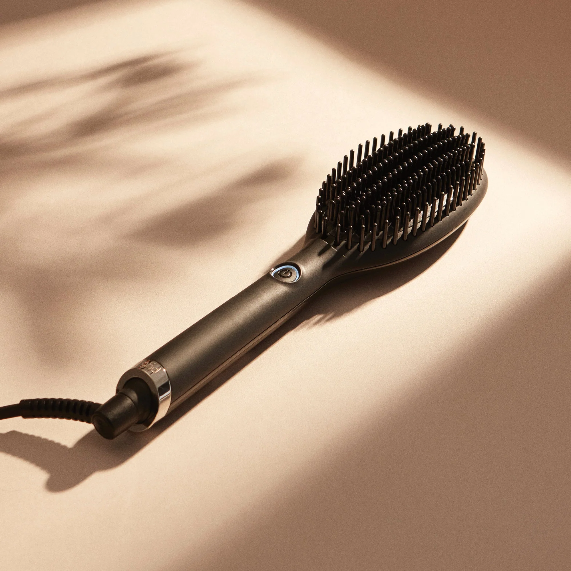 ghd Glide Hair Straightener Hot Brush - Image 3