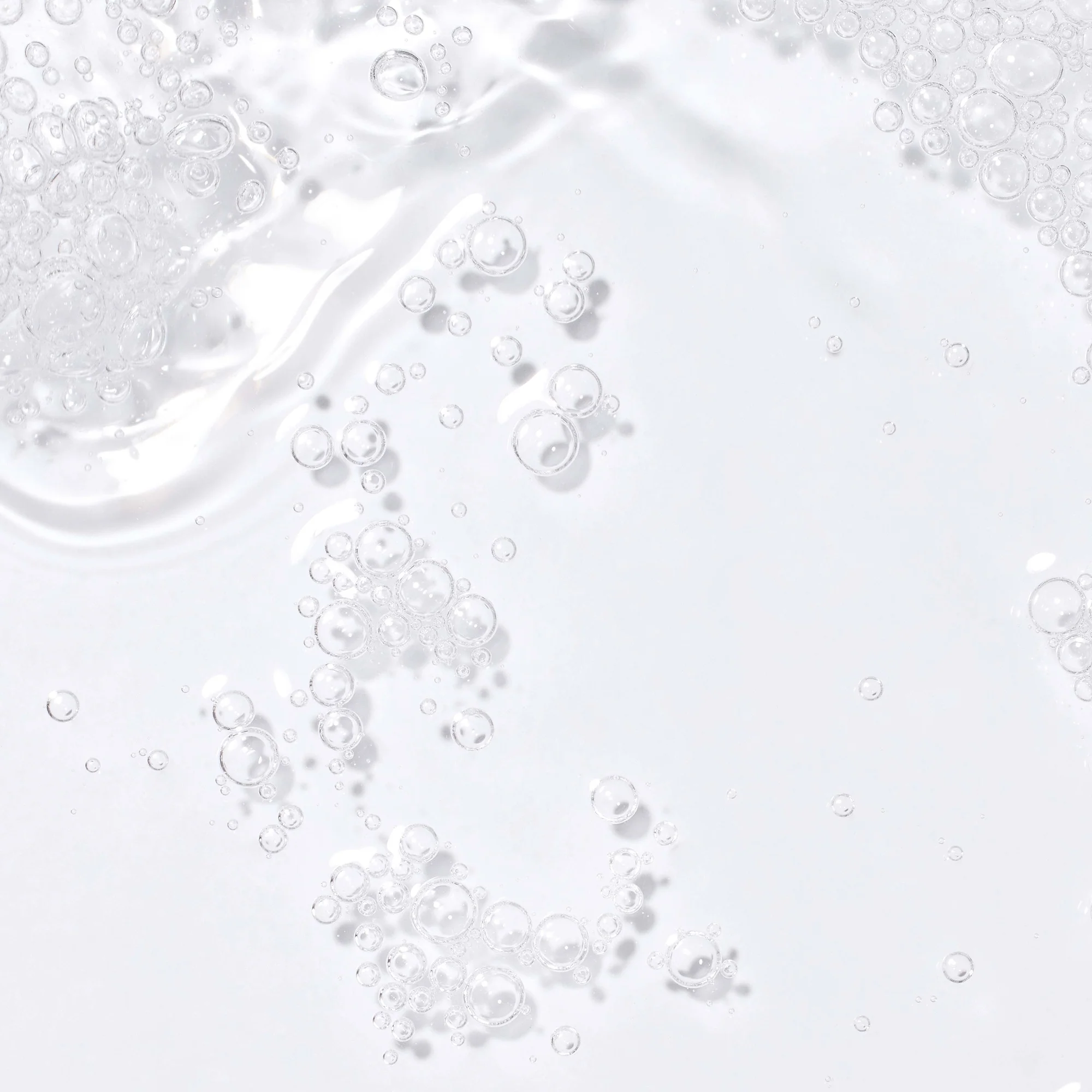 INNISFREE Green Tea Amino Hydrating Cleansing Water 320ml - Image 2