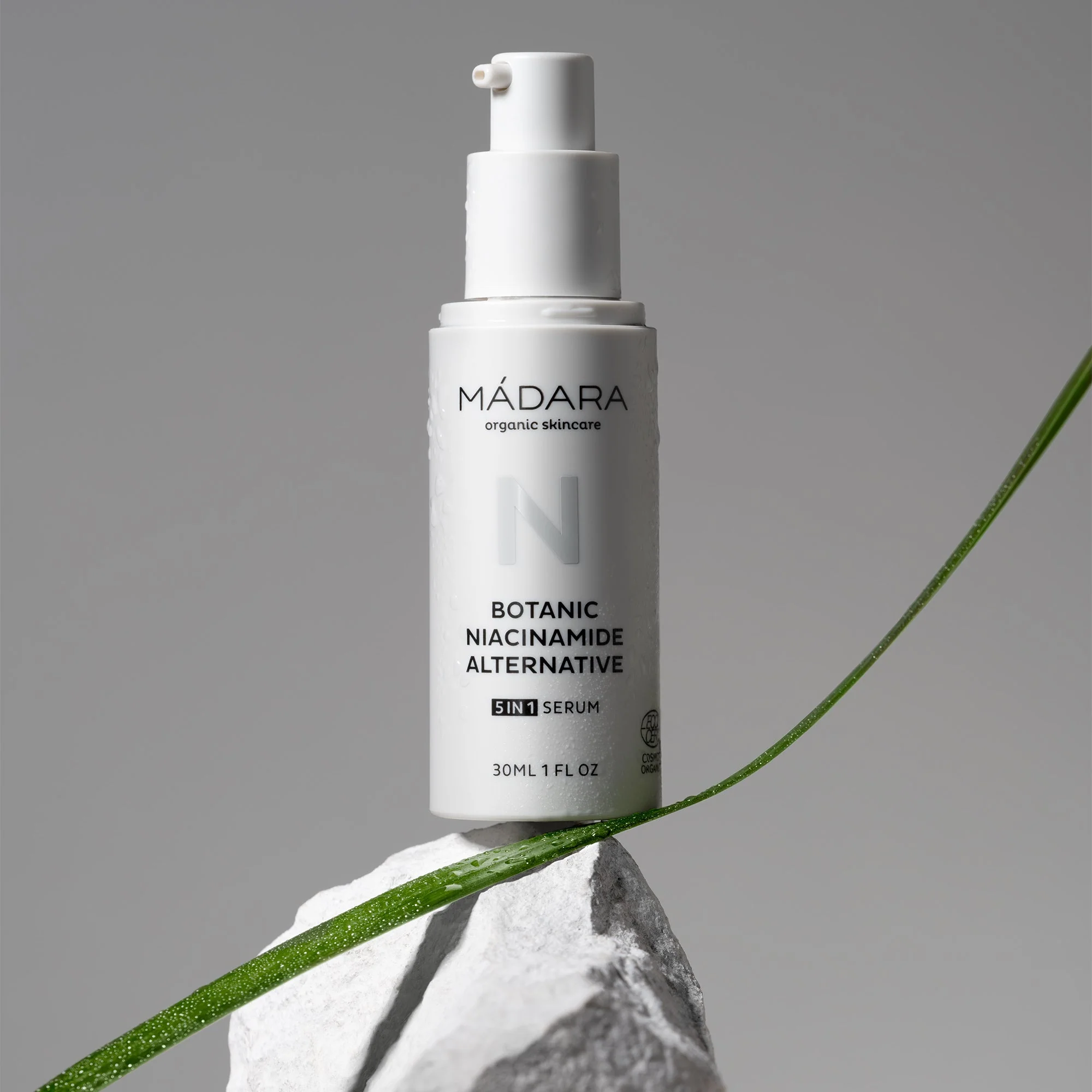 Madara Botanic Niacinamide Alternative 5 In 1 Serum 30ml - Image 6