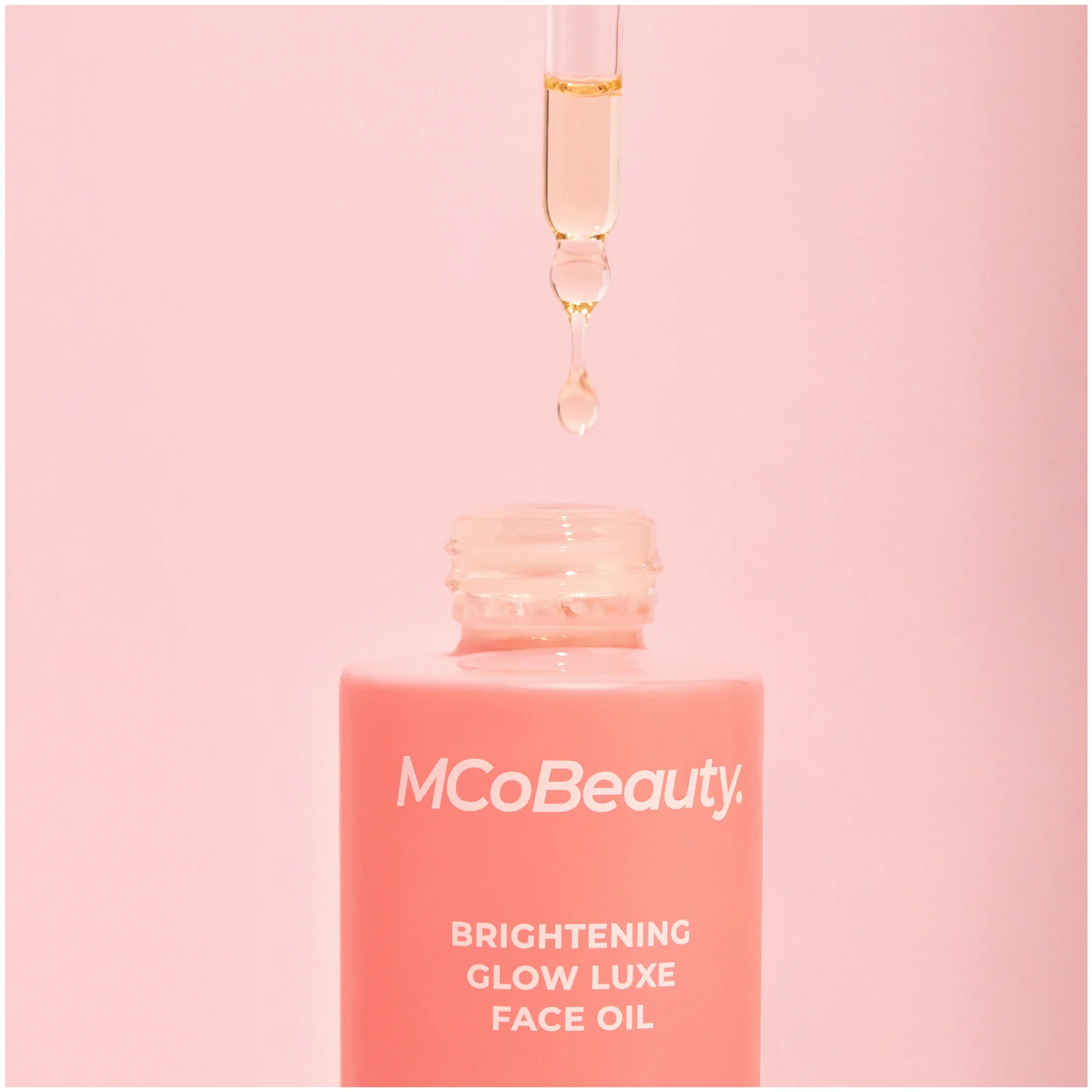 MCoBeauty Brightening Glow Luxe Face Oil 30ml - Image 3