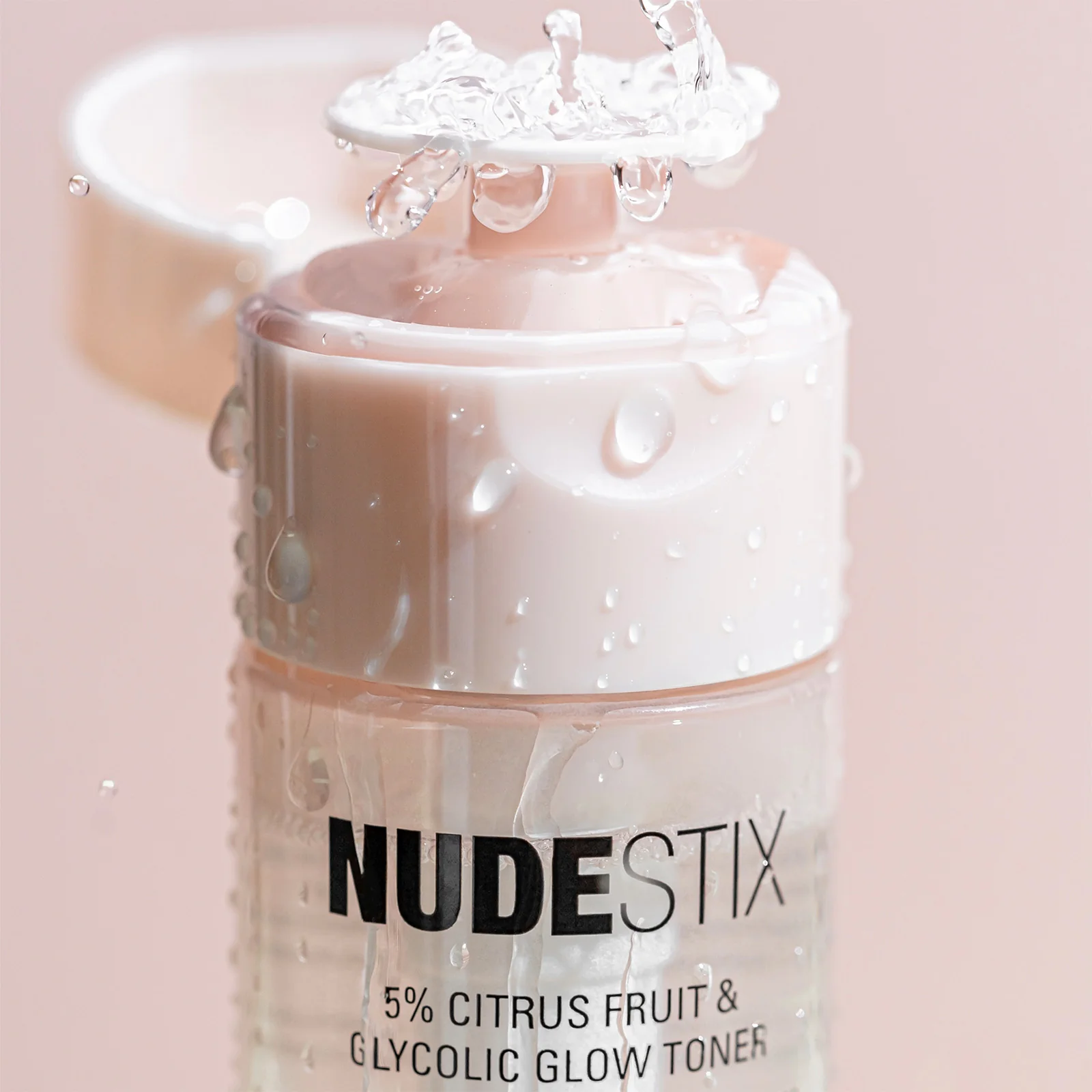 NUDESTIX Nudeskin 5% Citrus Fruit and Glycolic Glow Toner 95ml - Image 2