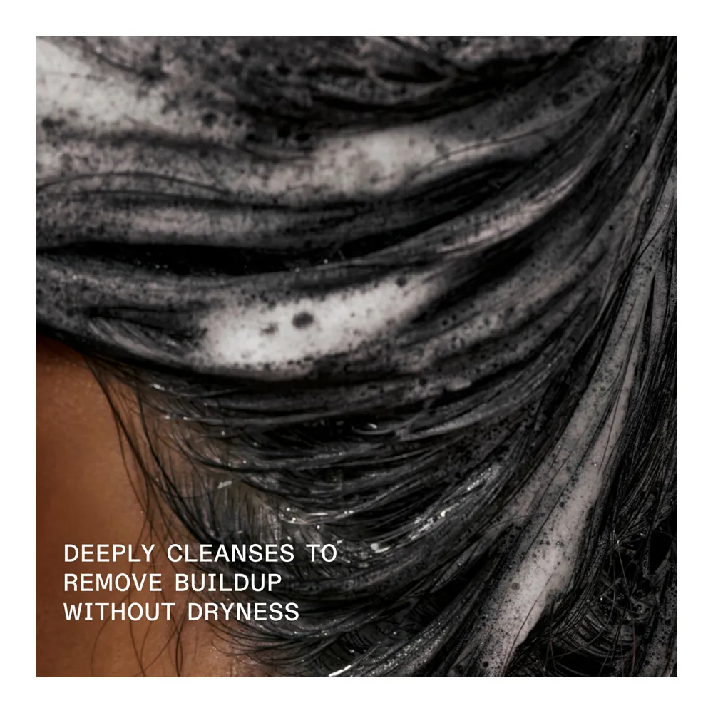 Olaplex No 4C Bond Maintenance Clarifying Shampoo 250ml - Image 2