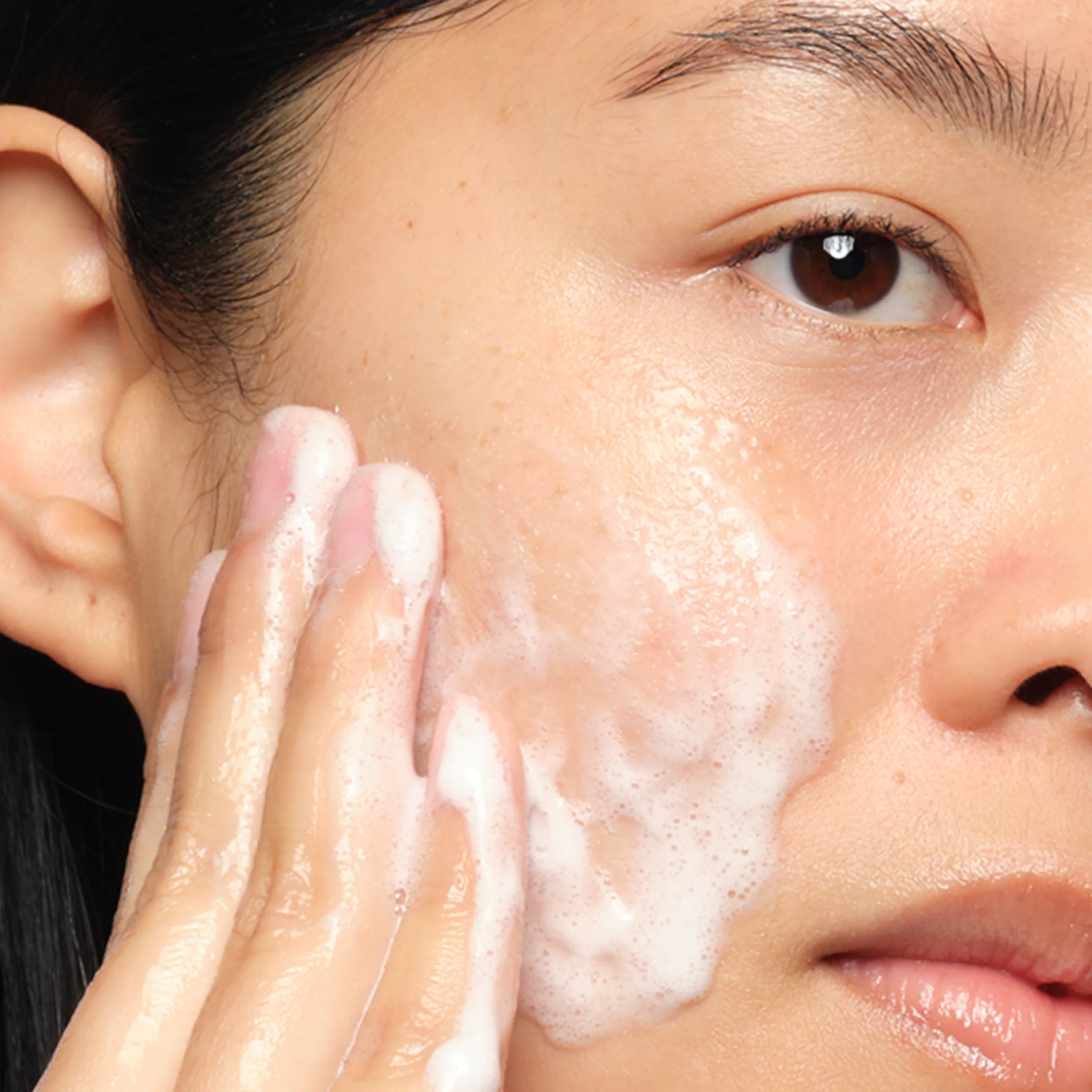 The Ordinary Glucoside Foaming Cleanser 150ml - Image 3