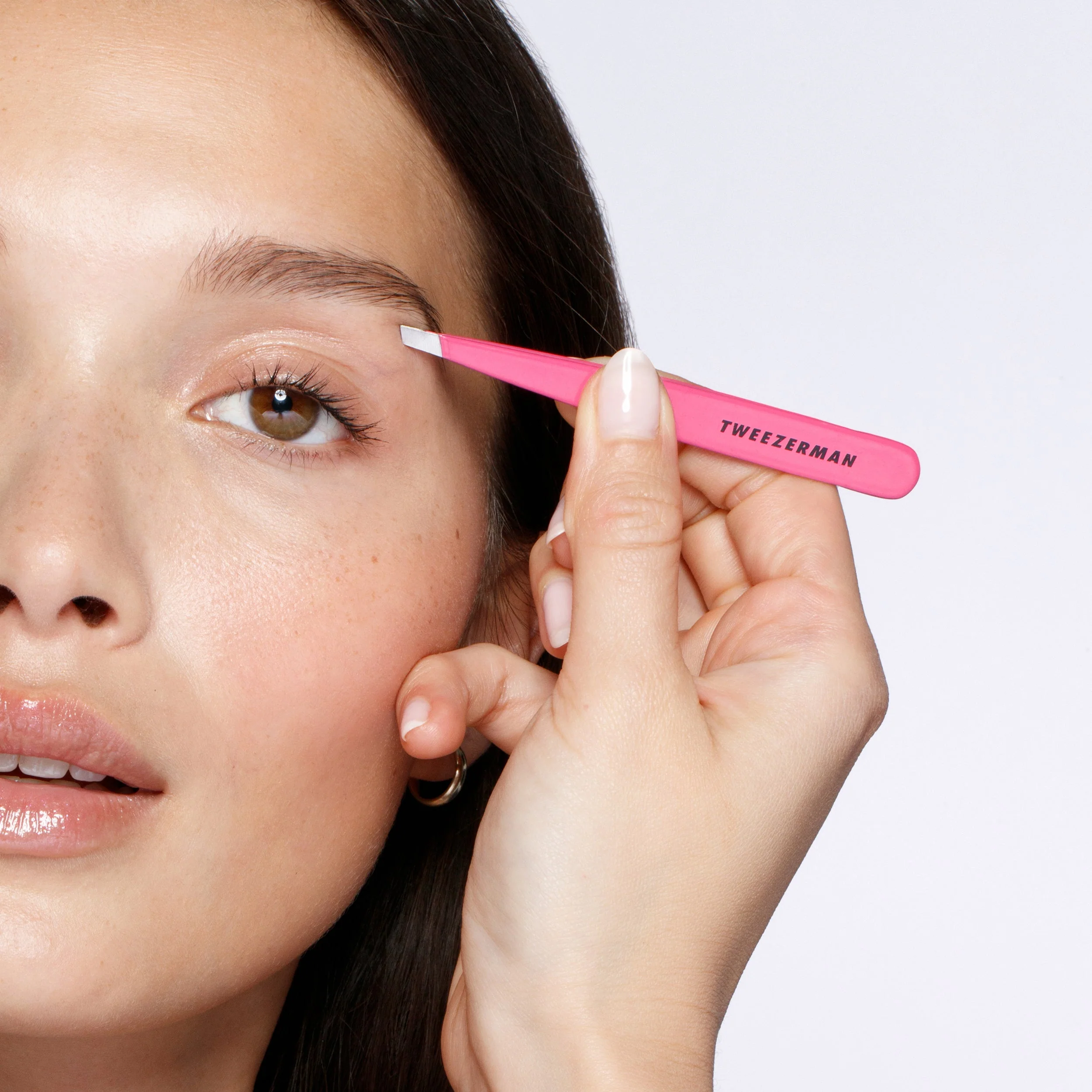 Tweezerman Slant Tweezer Pretty In Pink - Image 3
