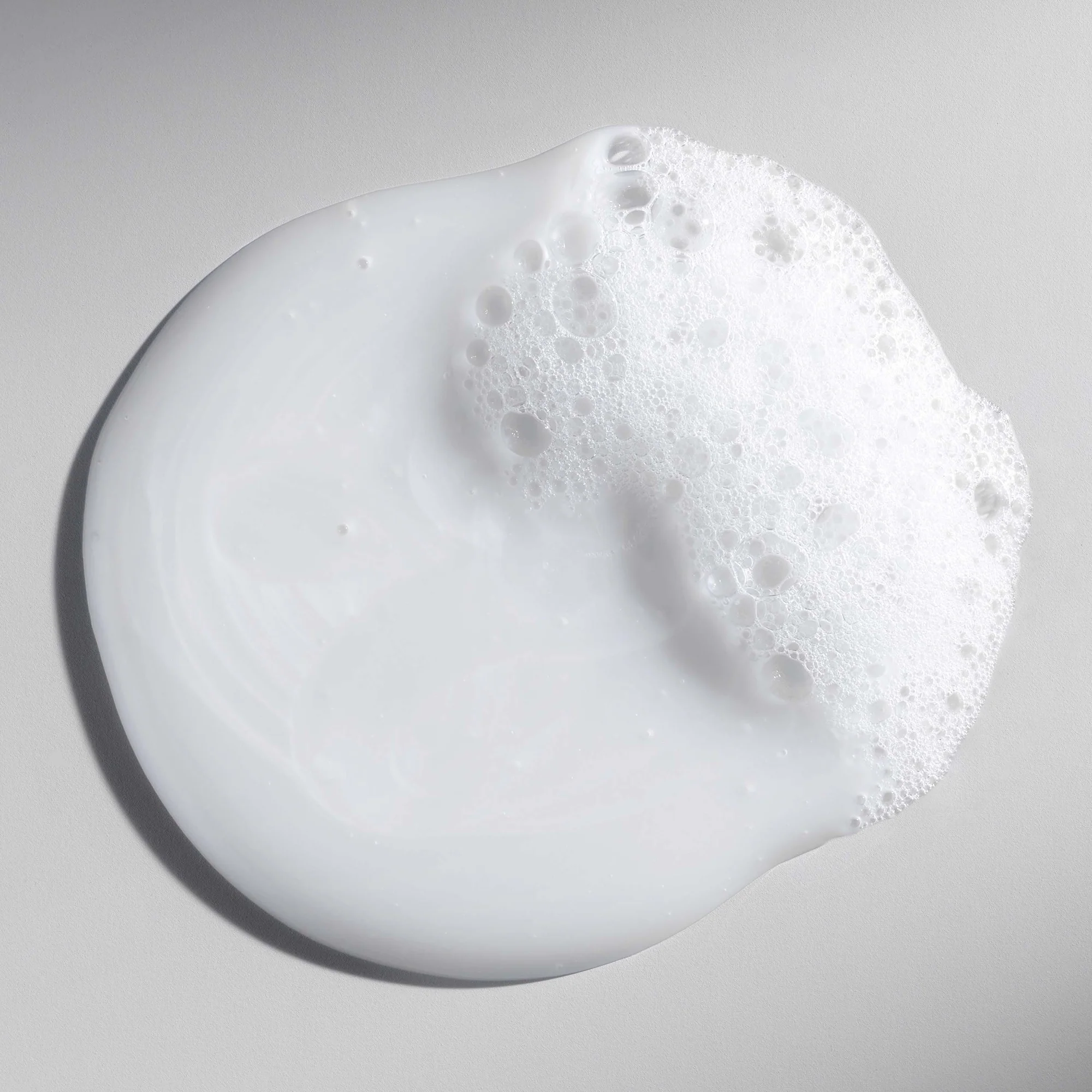 Wella Professionals Care Ultimate Repair - Shampoo Pouch 1L - Image 2